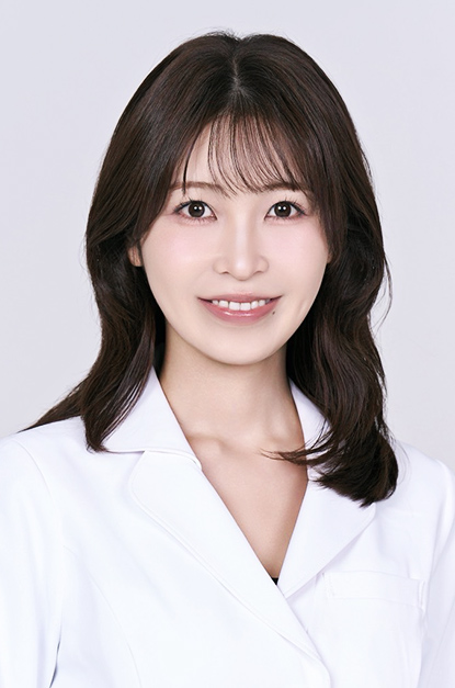 RIVER CLINIC 副院長 秋山美咲
